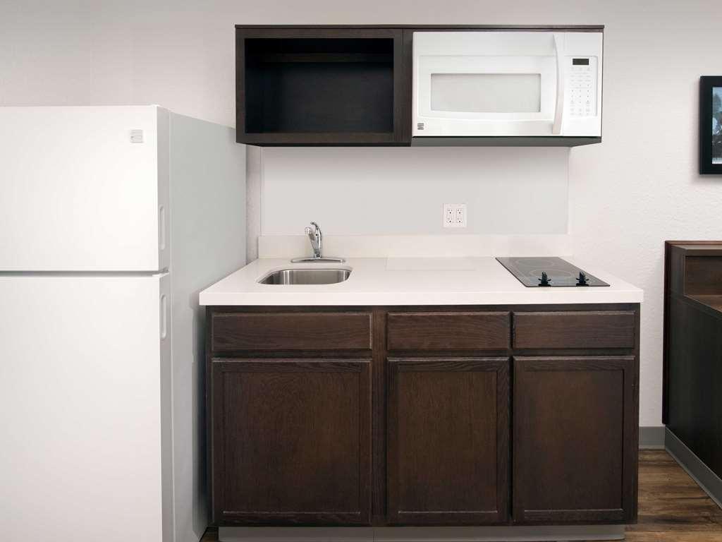 Extended Stay America Select Suites - Cincinnati - شارونفيل الغرفة الصورة