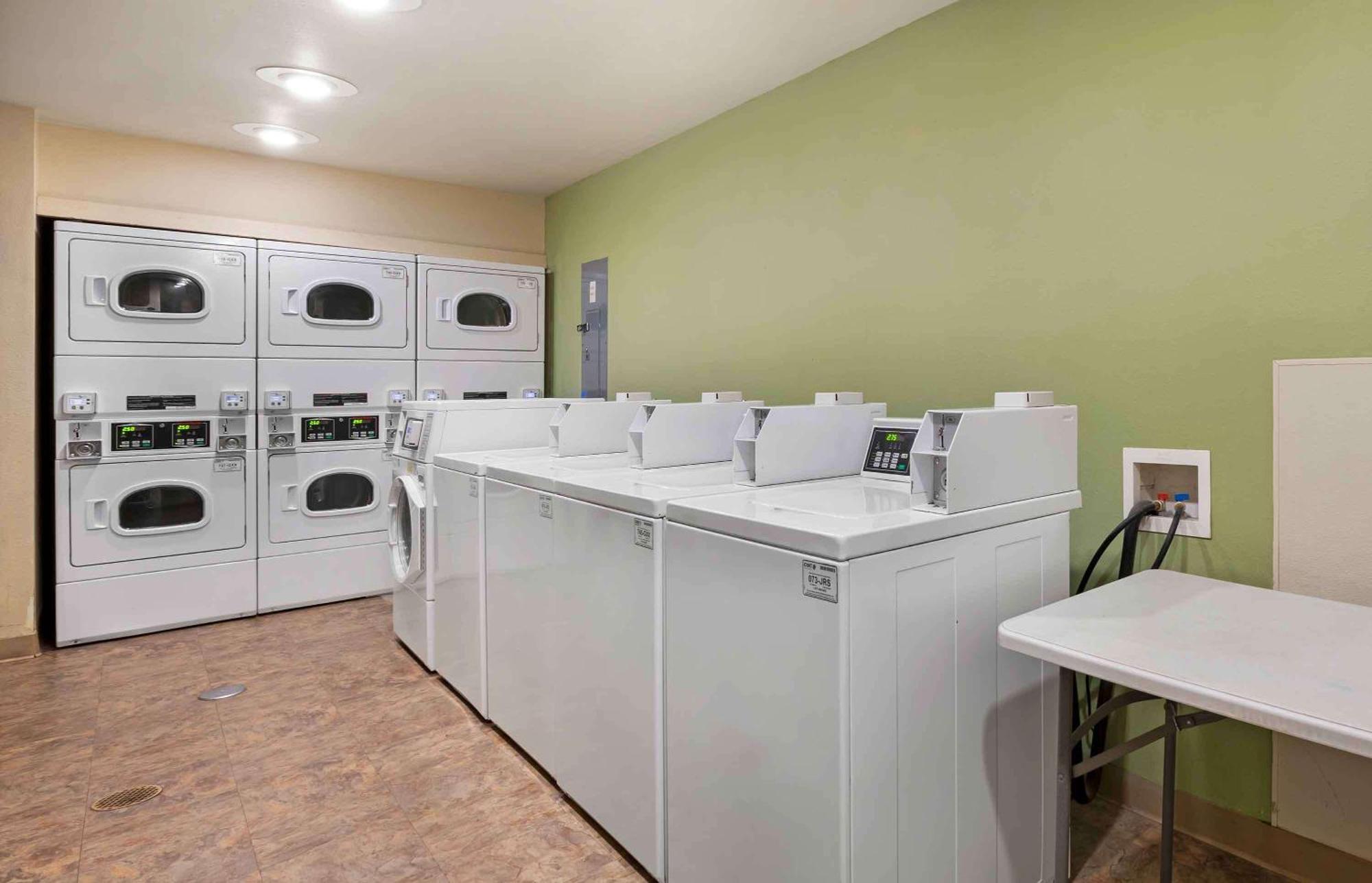 Extended Stay America Select Suites - Cincinnati - شارونفيل المظهر الخارجي الصورة