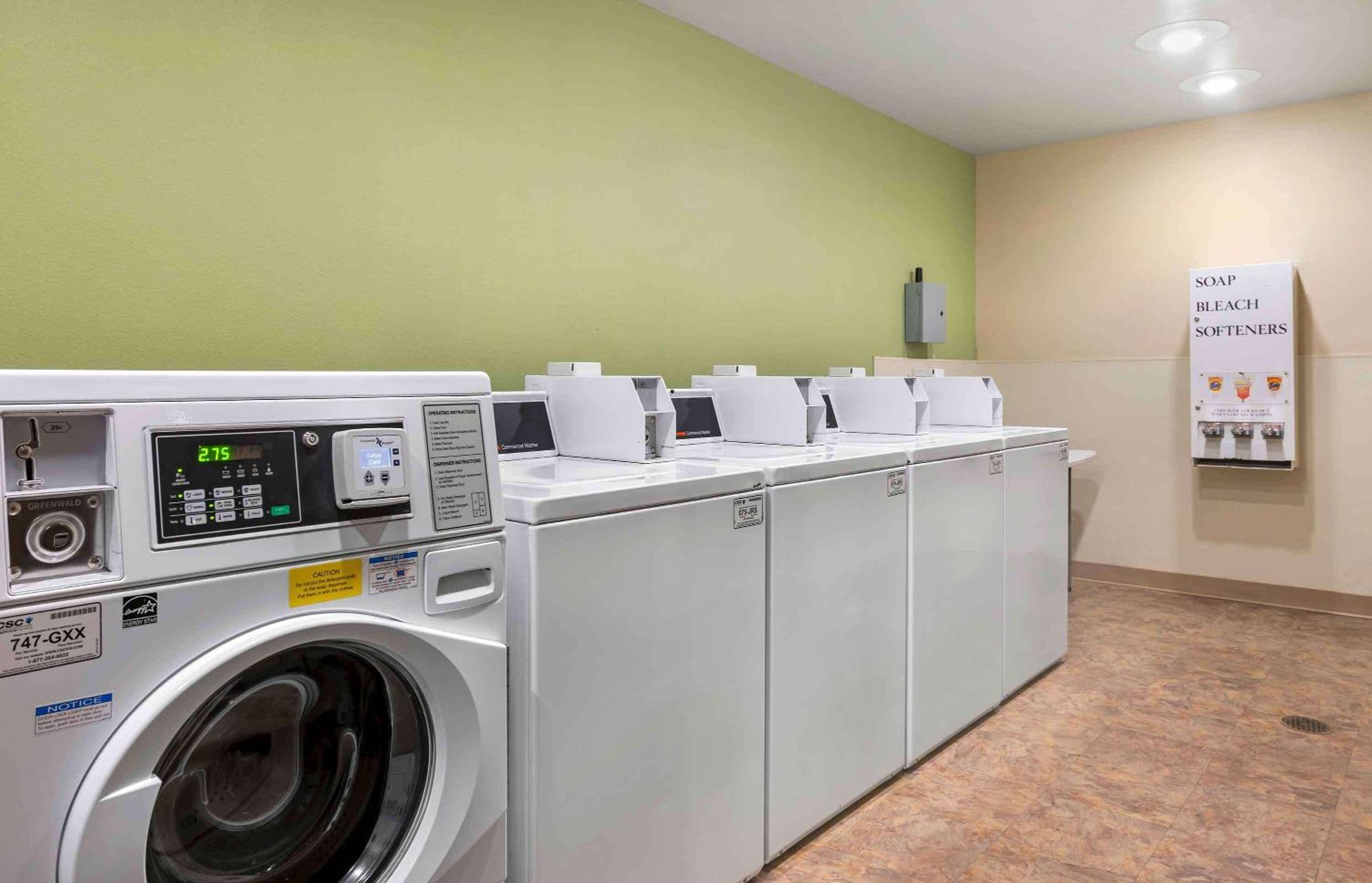 Extended Stay America Select Suites - Cincinnati - شارونفيل المظهر الخارجي الصورة